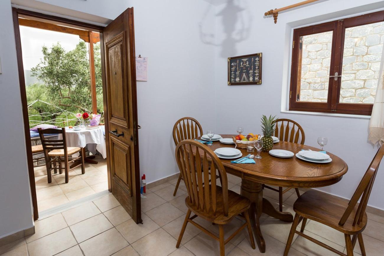 אגיוס ניקולאוס Pleiades Seaside Residences In Mani חדר תמונה